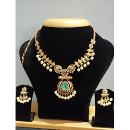 Necklace set